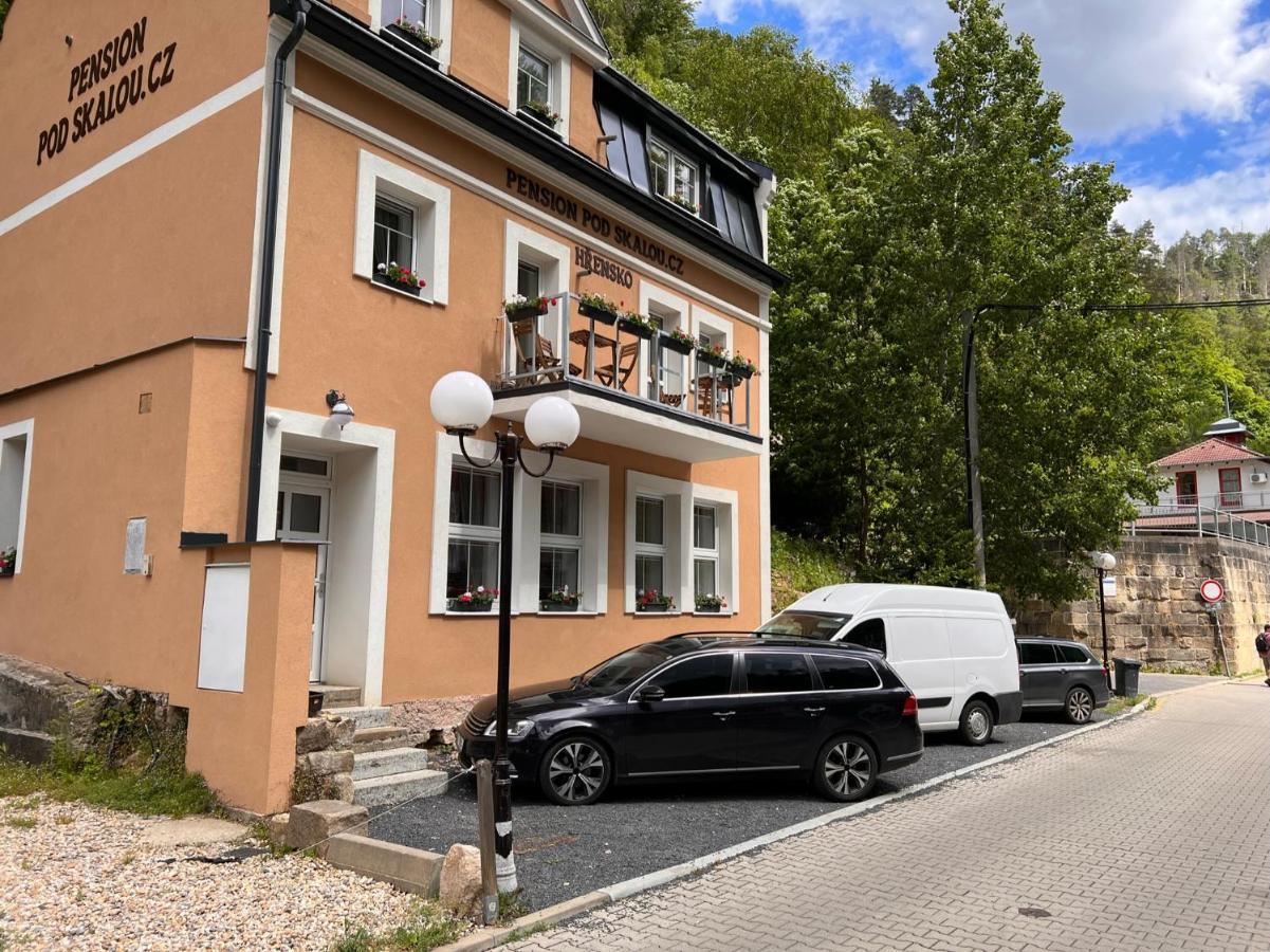 Pension Pod Skalou Hrensko Exterior photo