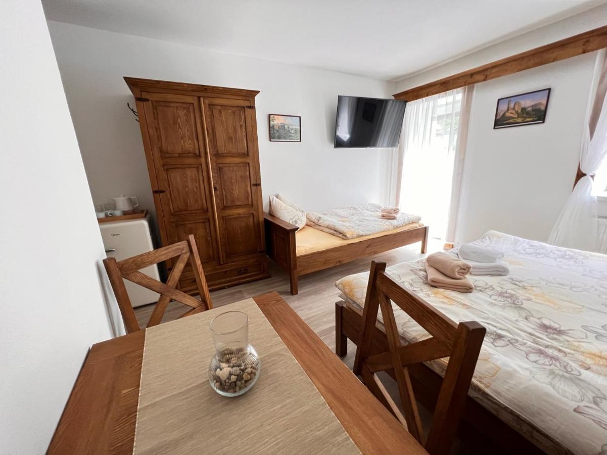 Pension Pod Skalou Hrensko Exterior photo