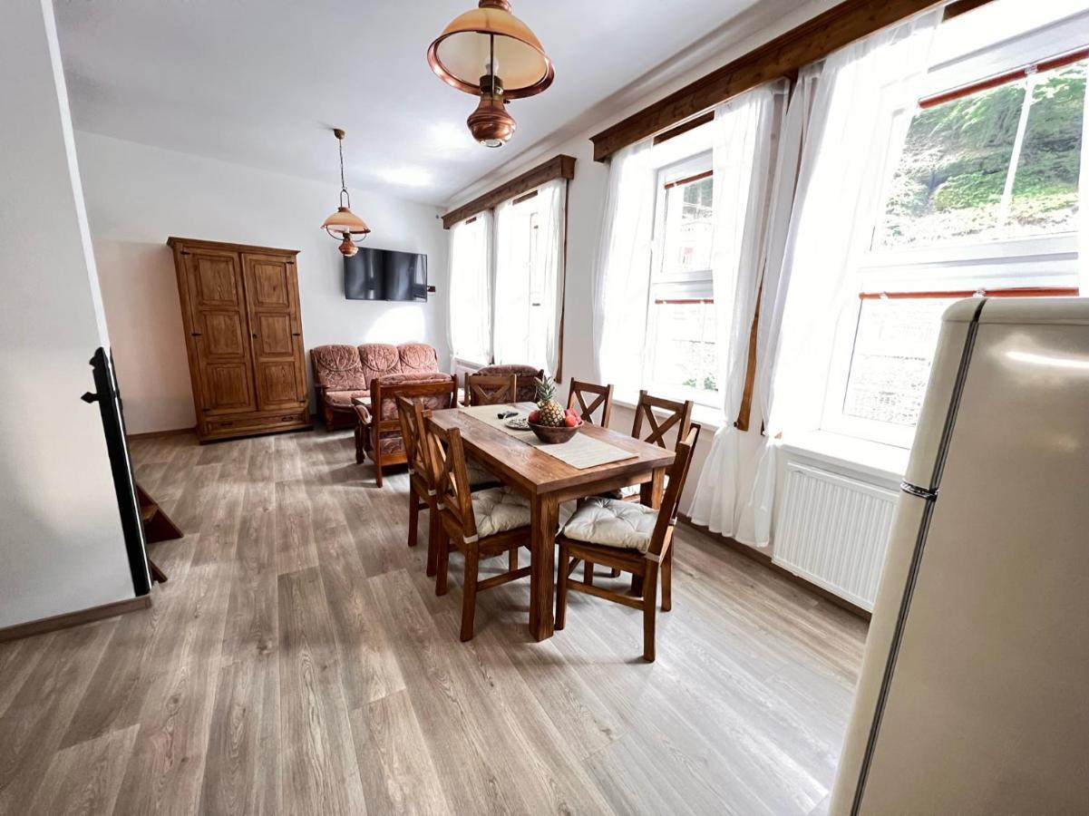 Pension Pod Skalou Hrensko Exterior photo