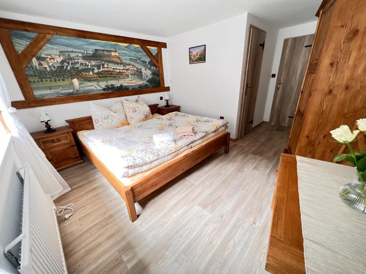 Pension Pod Skalou Hrensko Exterior photo